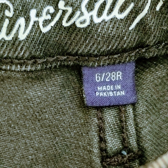 Universal Thread Gray Women's Jeans - Picture 13 of 14